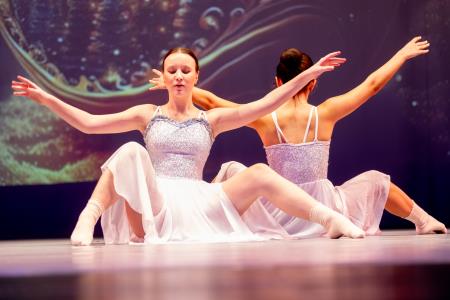 BALET HRESTAČ 16.12.2023 - Dežela snežink, sodobni-3449